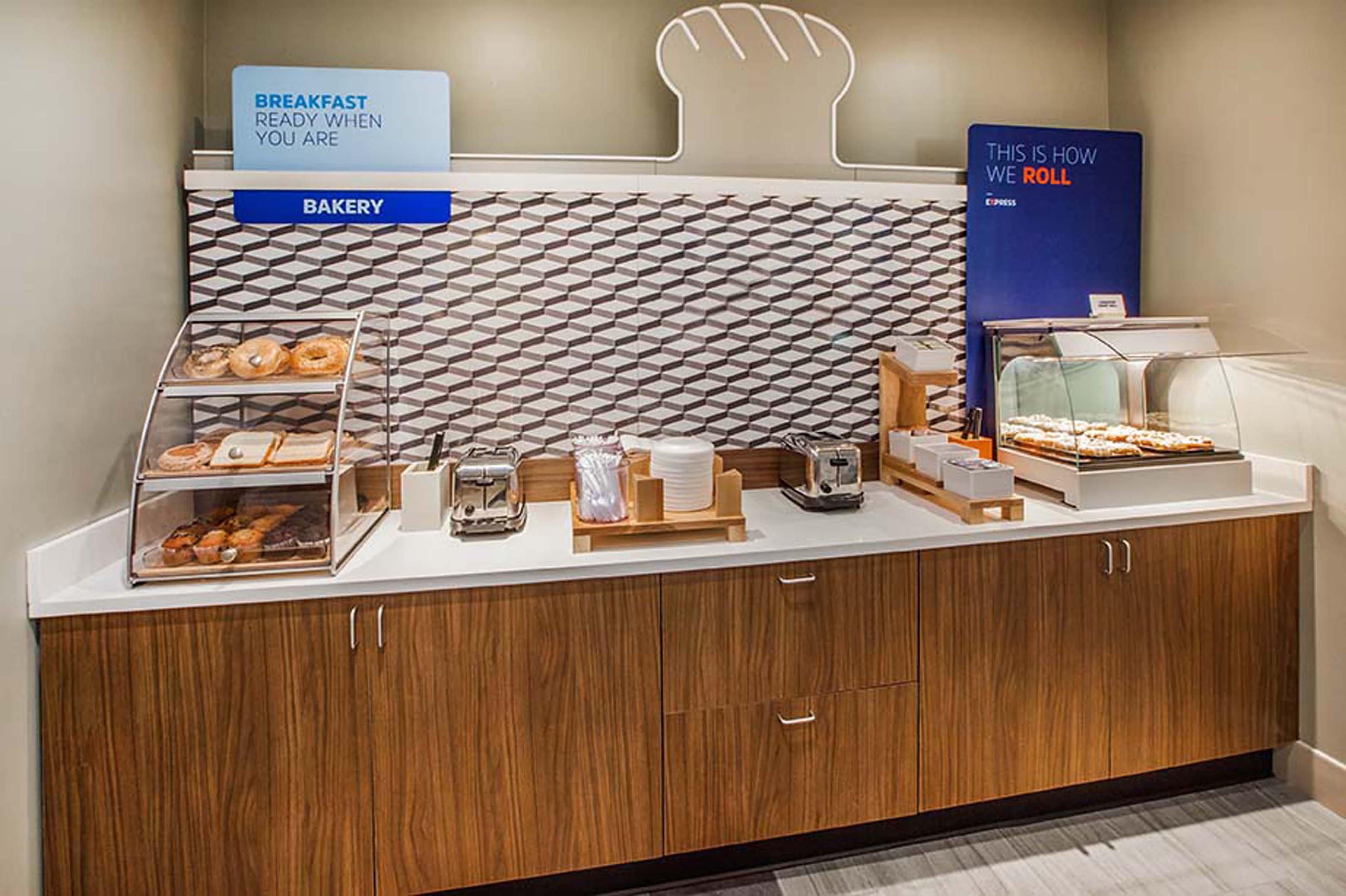 Holiday Inn Express Belle Vernon Εξωτερικό φωτογραφία