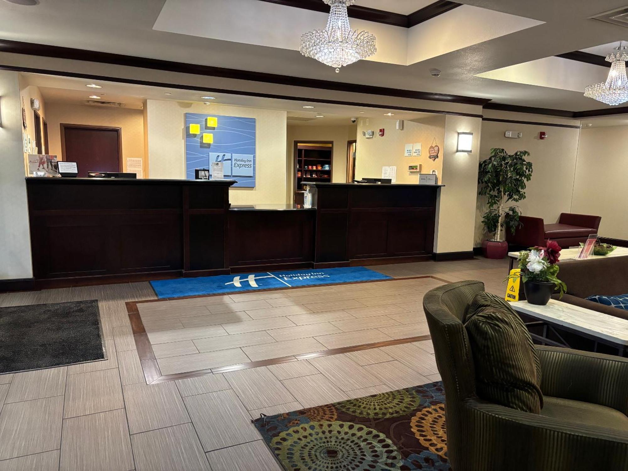 Holiday Inn Express Belle Vernon Εξωτερικό φωτογραφία