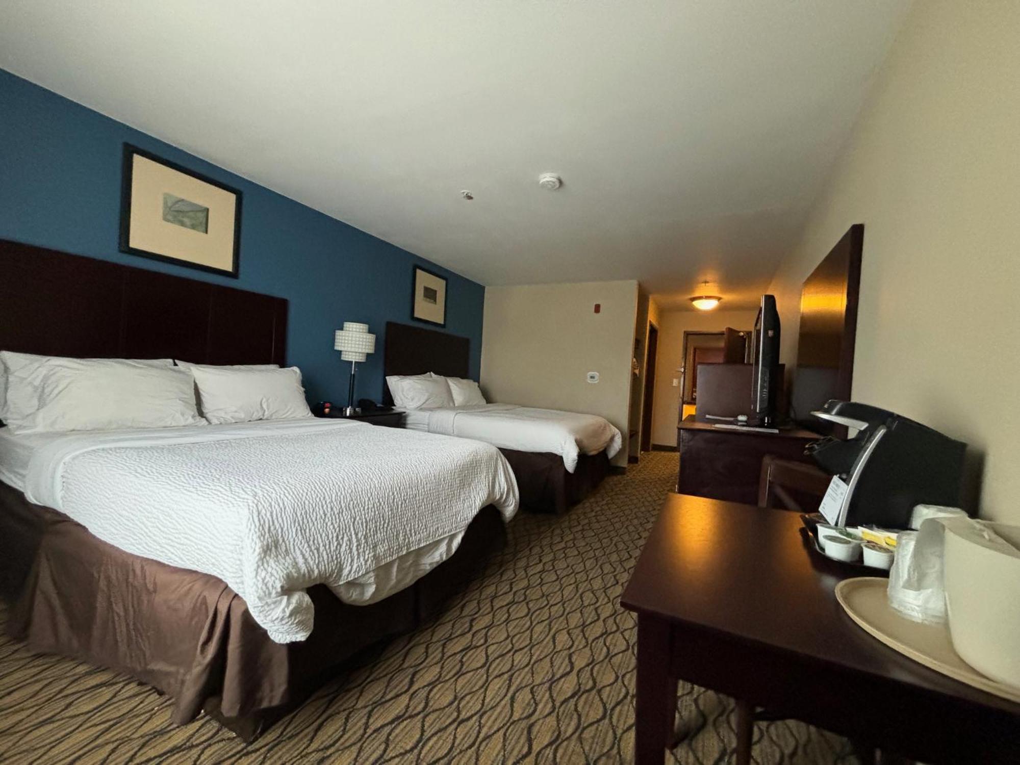 Holiday Inn Express Belle Vernon Εξωτερικό φωτογραφία