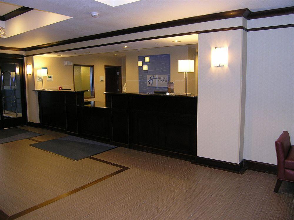 Holiday Inn Express Belle Vernon Εξωτερικό φωτογραφία